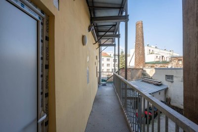 ++NEU++ 2-Zimmer Altbau-Wohnung (sanierungsbedürftig) - gut adaptierbarer Grundriss