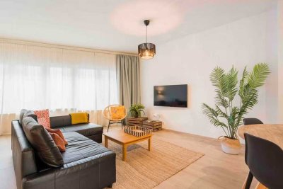 Langzeitmiete-Elegante 2-Zimmer-WG in ruhiger Lage, voll möbliert.
