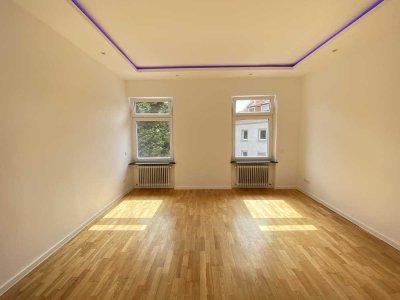 KL - Nähe Stadtpark, 4 ZKB, "Altbau" "SANIERT", Einbauküche, Tageslichtbad, Hof/Garten