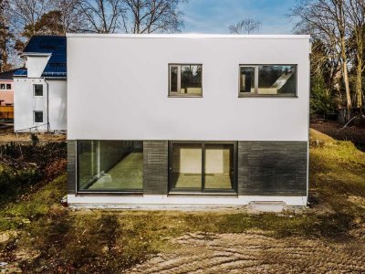 Moderne Ausbau-Villa mit Keller und 300m² Nutzfläche