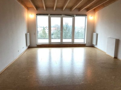 Exklusive Penthouse Wohnung mit gehobener Innenausstattung mit EBK in Kaiserslautern