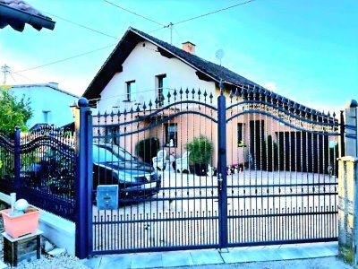 PRIVAT! Haus in Altheim 4950 mit großem Pool und schönen Garten