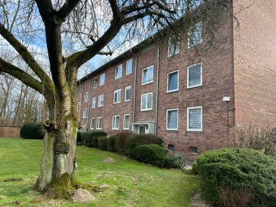 Vermietete Erdgeschosswohnung mit schönem Sonnenbalkon und Garage in ruhiger Wohnlage!
