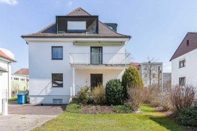 Dreifamilienhaus mit Hinterliegergrundstück in Ingolstadt-Süd