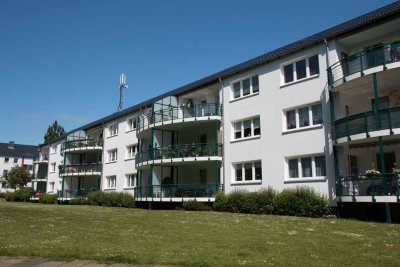 3 Zimmer Wohnung mit großem Balkon