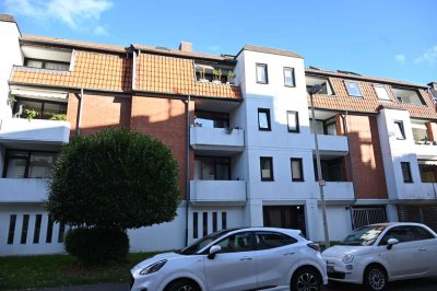 Helles Appartement in Rheinnähe - Bonn-Beuel, kleine EBK, Balkon von PRIVAT