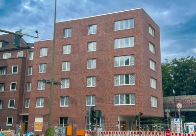 großzügige 2 Zimmer Wohnung mit Ankleidezimmer und hochwertiger EBK am Eilbekpark