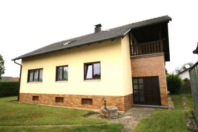 OH-124-25  Zweifamilienwohnhaus in Nittenau-Bergham