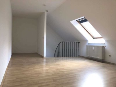 2-Raum-Maisonette-Wohnung mit offener Küche und Ankleidebereich