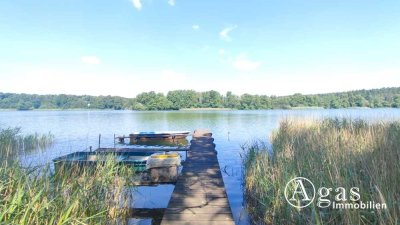 Naturnahes Ferienhaus mit privatem Bootssteg am Ellbogensee