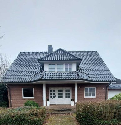 Helle lichtdurchflutete Erdgeschosswohnung in ruhiger Umgebung