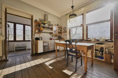 Charmante Zwei-Zimmer-Gartenwohnung im Zweifamilienhaus aus der Gründerzeit