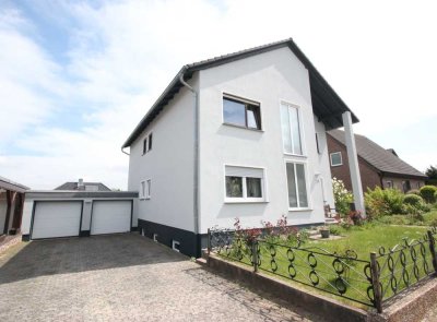 modernisierte Gartenwohnung in TOP-Wohnlage,  Einbauküche inklusive !!!