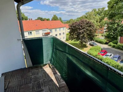 Frisch renovierte 3-Zimmerwohnung mit Balkon und Blick ins Grüne – Plantagenweg 10, Salzgitter-Gebha