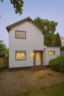 Toller Garten + Haus in Köln Weiden - Kaufen unter Bodenrichtwert / Alternativ als Baugrundstück