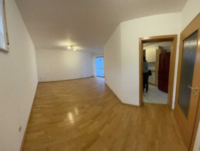 Stilvolle, gepflegte 3-Zimmer-Wohnung mit gehobener Innenausstattung mit Balkon in Mainz