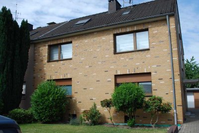 Gepflegte 2-Zimmer Dachgeschosswohnung in Walsum-Overbruch