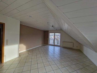 4-Zimmer-Wohnung mit Balkon und Einbauküche in Adelsheim-Leibenstadt-74740
