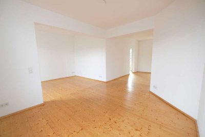 Außergewöhnliche Maisonettewohnung mit Tageslichtbad und Terrasse!