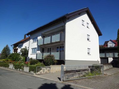 Geschmackvolle 5-Zimmer-Wohnung mit gehobener Innenausstattung mit EBK in Stegaurach