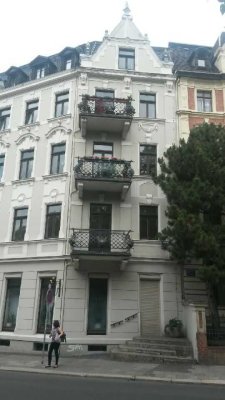 Helle Vier-Zimmer-Maisonette Wohnung