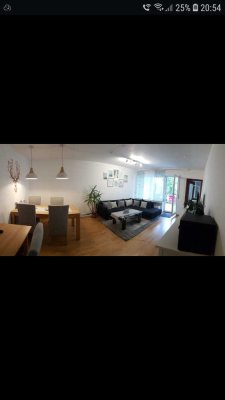 Exklusive, gepflegte 2-Zimmer-Erdgeschosswohnung mit Terrasse und EBK in Nürnberg-Röthenbach im EG