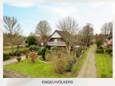 Einfamilienhaus mit Einliegerwohnung und Garage – Wohnen nahe dem Golfplatz