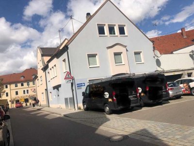 Renovierte 2-Zimmer-Wohnung mit Charme in Neuburg an der Donau