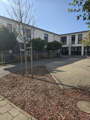 Geräumige 2-Zimmer-Wohnung mit angebundener Pflege , Altersgerecht! Bremerhaven