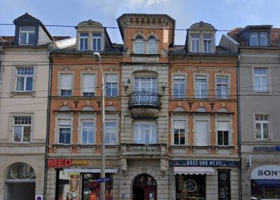 Geräumige 4-Raumwohnung mit Balkon und Fahrstuhl in zentraler Lage von Dresden