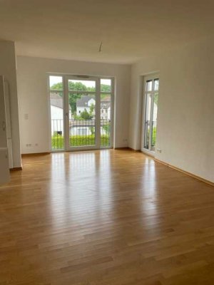 Exklusive, neuwertige 2-Raum-Wohnung mit luxuriöser Innenausstattung mit EBK in Bad Lippspringe