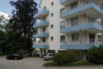 +++ 2 Raumwohnung mit Balkon in grüner Lage +++