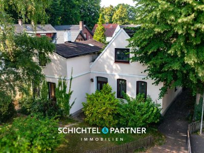 Vegesack | Sanierungsbedürftiges Einfamilienhaus mit großem Grundstück