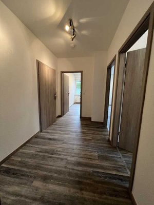 Stilvolle, zentral gelegene 2ZKB-Wohnung in Heusweiler mit neuer Einbauküche