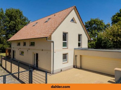 Ideales Familiendomizil - Energie- und Raumwunder in ruhiger Lage und neuwertigem Zustand
