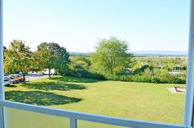 3-Raum-Wohnung, 1.Etage, mit Dusche und Balkon! Bezug ab 01.10.2025 möglich!