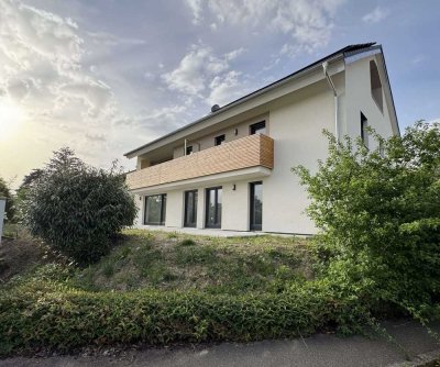 ENDOBA -I- 3-Zimmerwohnung im Obergeschoss, frisch saniert!