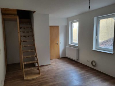 Renovierte 3-Zimmer-Wohnung im 1. OG in Eisenberg