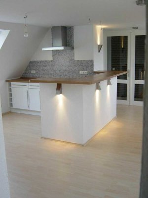 Individuelle 2,5 Zi-Wohnung in Strande
