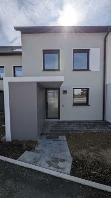 Neues, geräumiges 6-Zimmer-Haus zur Miete in Steinheim am Albuch, Söhnstetten