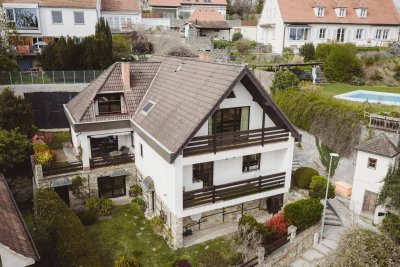 Bestlage Krems an der Donau: Haus mit Garten, Pool &amp; Ausblick - keine Provision!