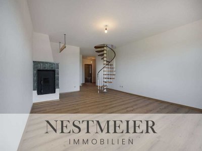 Wohnen mit Charme in Chieming – Maisonettewohnung mit Kachelofen und zwei Balkonen