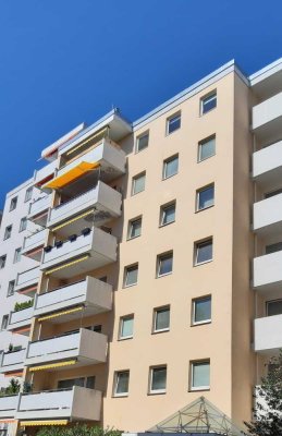 Geschmackvolle, sanierte 3-Zimmer-Wohnung mit gehobener Innenausstattung in Frankfurt