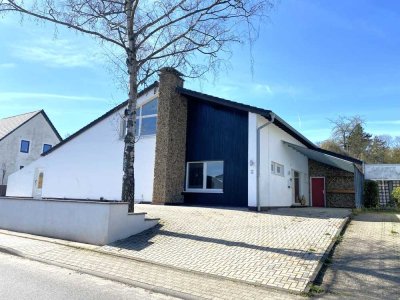 Traumhaus mit Platz für die ganze Familie!
• großes Süd/West-Grundstück •