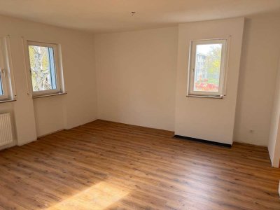 Ruhige 1 Zimmer-Wohnung mit Blicks ins Grüne - MZ, Lerchenberg