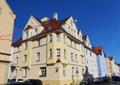 A-Oberhausen: Kuschelige, helle 3 ZKB in Jugendstilhaus, 3.OG, Parkett, auch an WG, ab 01.08.26