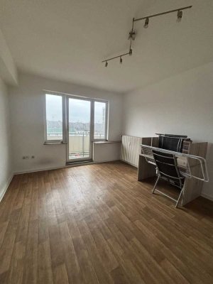 Helles Single o. Studenten-App. mit Balkon direkt in der Bochumer Innenstadt!