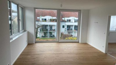 Neuwertige lichtdurchflutete 3-Zimmer-Wohnung mit Balkon und EBK in Ostfildern