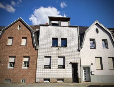 Großes Familienhaus mit Garten – renovierungsbedürftig, aber voller Potenzial