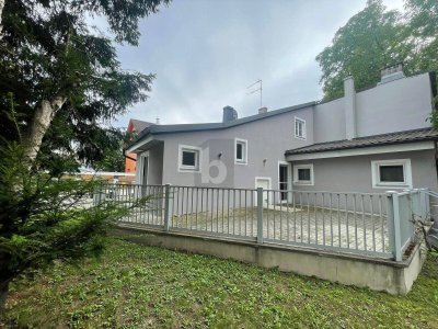 WOHNIDYLLE ? MIT TRAUMHAFTEM GRUNDSTÜCK